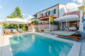 Apartment Villa Camellia - Adults Only